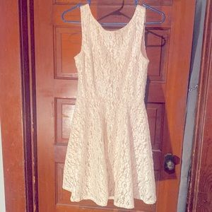 Cute n Classy Dress by Speechless. Great for a Sunday in the park or a wedding!